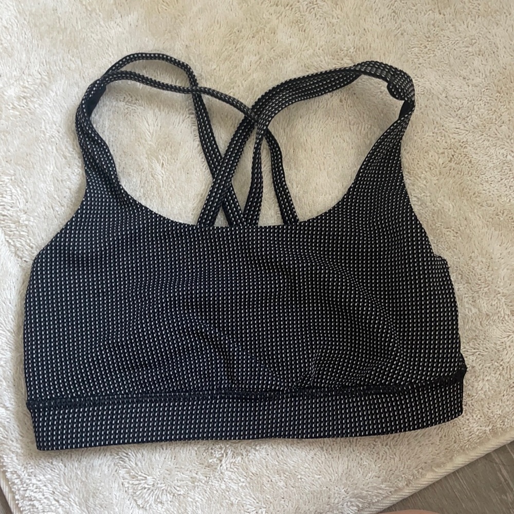Lululemon Energy Bra. Size 4. No longer fits!